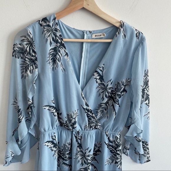 Essue - Blue Floral Romper with Flutter Sleeves - Picture 2 of 4